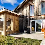1a Eck - Wandern, Grillen, Panorama Sauna! *