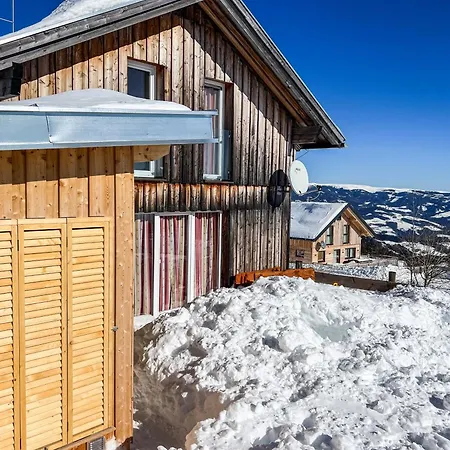 1a Eck - Wandern, Grillen, Panorama Sauna! Chalet