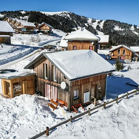 1a Eck - Wandern, Grillen, Panorama Sauna! Chalet Klippitztorl