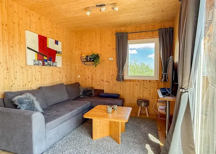 1a Eck - Wandern, Grillen, Panorama Sauna! Chalet Klippitztorl